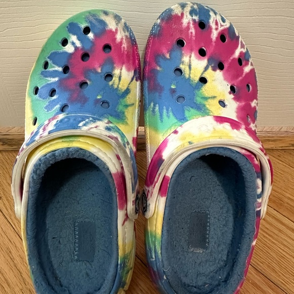 Crocs - Picture 2 of 3